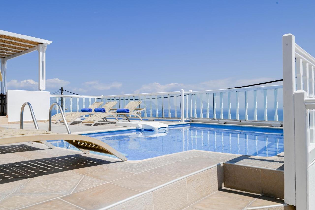 סנטוריני Amerisa Suites & Villa מראה חיצוני תמונה